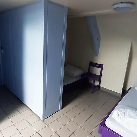 Auberge De Jeunesse Hi Saint-Brieuc Room photo