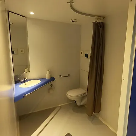Auberge De Jeunesse Hi Saint-Brieuc Room photo