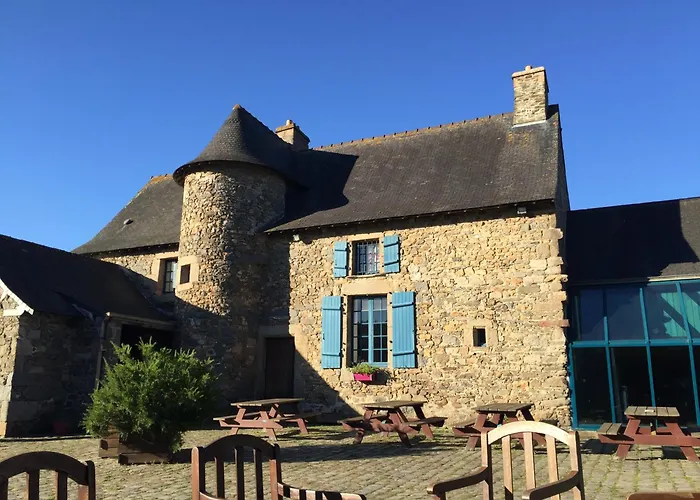 Auberge De Jeunesse Hi Saint-Brieuc